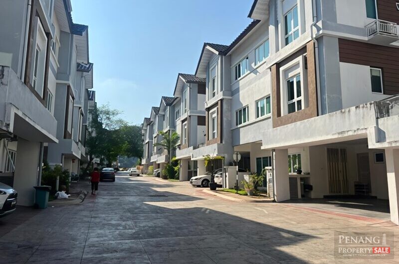 Sierra Vista – 3 Storey Semi-D – 2850sf – Basic Renovated – Bukit Jambul