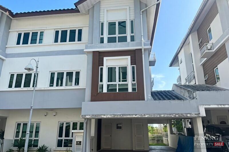 Sierra Vista – 3 Storey Semi-D – 2850sf – Basic Renovated – Bukit Jambul