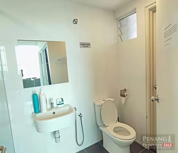 Maritime Suite – Fully Renovated – 1050sf – 2 Car Parks – Karpal Singh