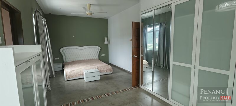 Desa Airmas Condominium – Penthouse Unit – 2000sf – 4 Car Parks – Fully Renovated