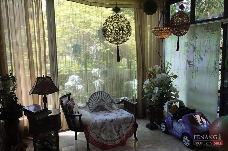 3 Storey Bungalow – Land:5200sf – Fully Renovated – Pulau Tikus