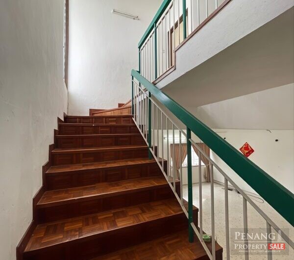 2 Storey Semi-D At Medan Tembaga – Land:2760sf – Basic Renovated – Greenlane