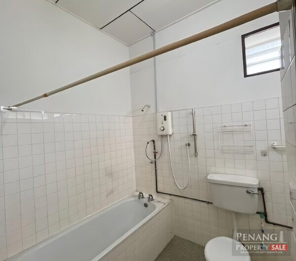 2 Storey Semi-D At Medan Tembaga – Land:2760sf – Basic Renovated – Greenlane