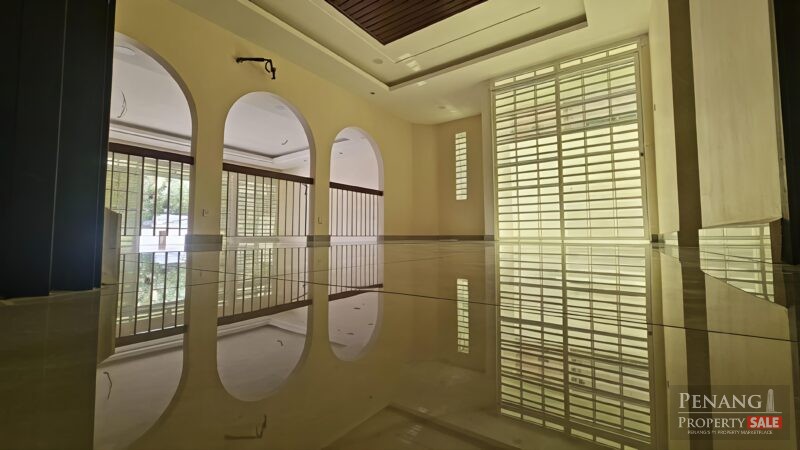 2.5 Storey Semi-D At Medan Tembaga – Land:3400sf – Fully Renovated – Greenlane