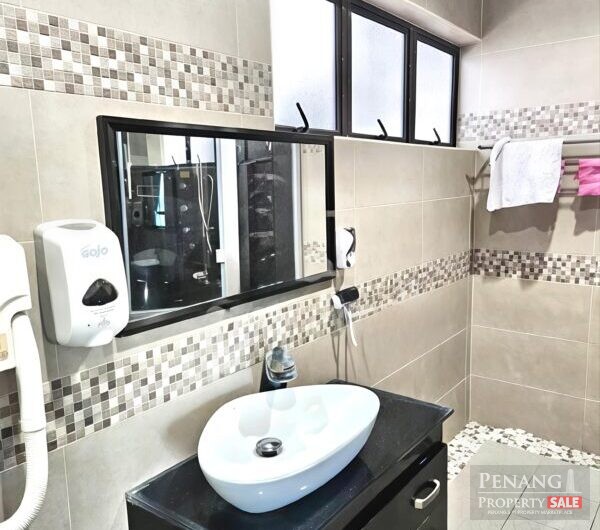 Victoria Heights – Penthouse Duplex Unit – 3125sf – 4 Car Parks – Fully Renovated – Bukit Jambul