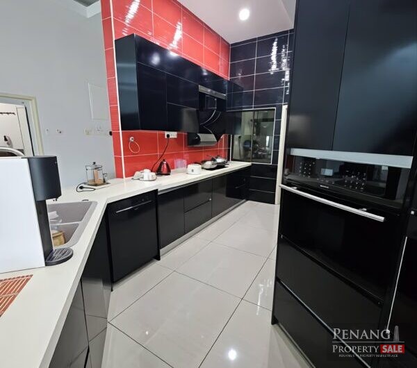 Victoria Heights – Penthouse Duplex Unit – 3125sf – 4 Car Parks – Fully Renovated – Bukit Jambul