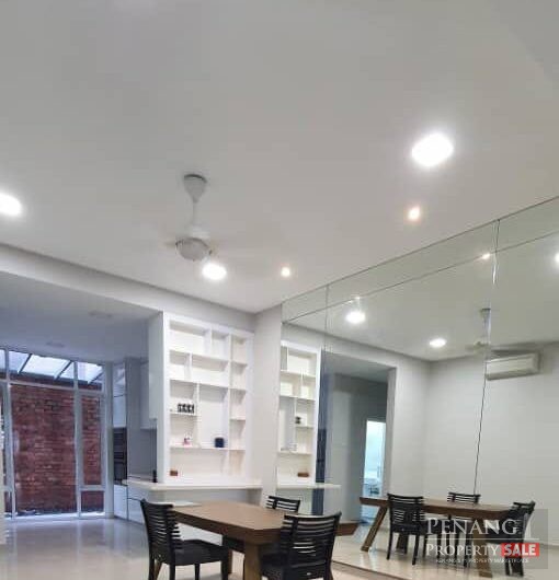 For Rent 3 Storey Terrace House At Jalan Pantai Batu Shamrock Beach,Tanjung Bunga Pg.