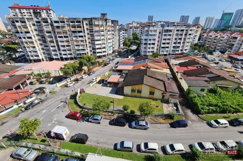 Taman Selatan Apartment Near Lam Wah Ee Hospital, Jelutong Expressway
