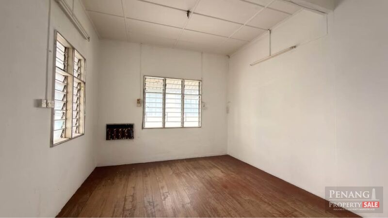 2 sty Semi-D | Jalan Padang Victoria , Near CRC Georgetown | 9600sf
