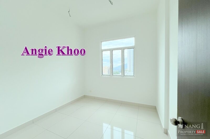 Reflection condo Bayan Lepas 4 Bedroom 2 Car Park 1512sqft Corner unit