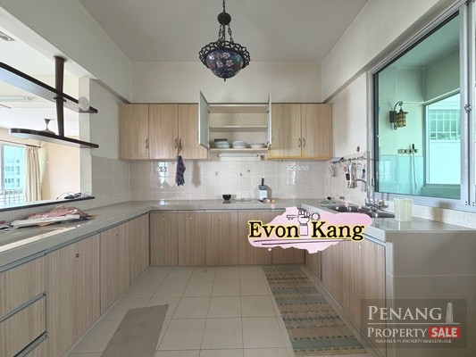 The Straits Regency @ Tanjung Bungah 1530SF Fully Renovated Seaview