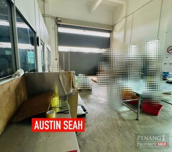 1.5 STOREY SEMI-D FACTORY For SALE @ PERMATANG TINGGI, LAND 12,809 SQFT. BUILT UP 5,200 SQFT