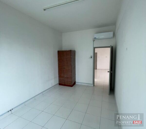 GOLDEN TRIANGLE 1 FOR SALE, 5 CARPARKS, 1315 SQFT. PARTIAL FURNSIHED