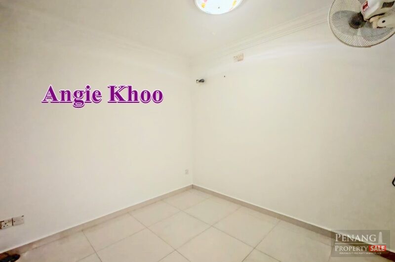 Single-Storey Terrace House at Pesara Mahsuri Bayan Baru for Sale