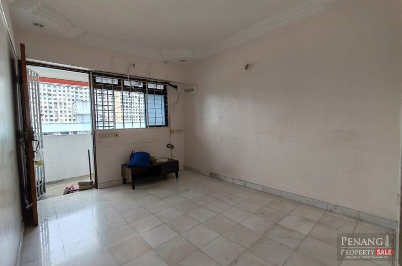 Gat Lebuh Macallum Flat Partly Furnished For Rent