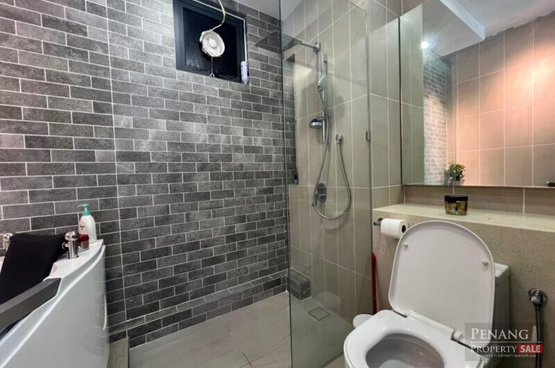 Seaview Unit Queens Residences Q1 @ Bayan Indah Fully Furnish For Rent