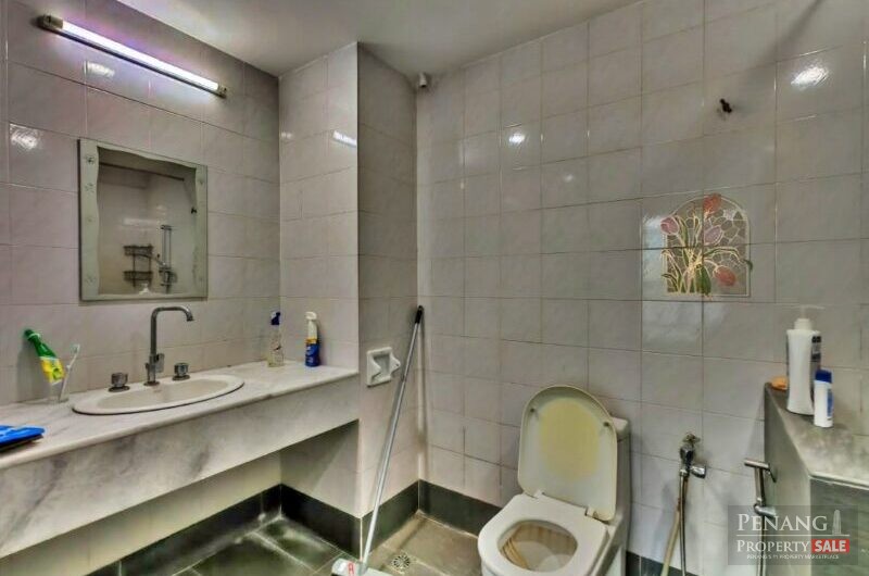 Marina Tower  @Tanjung Bungah 932sf with 2 car parks unblock seaview  RM595k