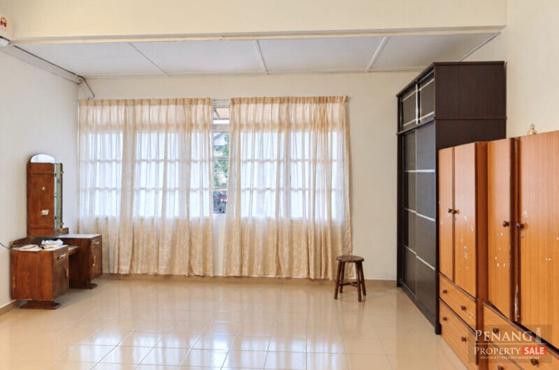 Solok Slim Double Storey Terrace Land Area 1588sf Jelutong Freehold