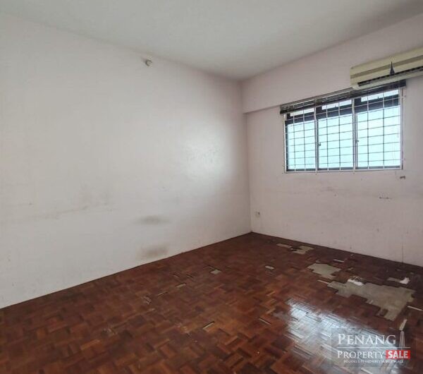 Gat Lebuh Macallum Flat Partly Furnished For Rent