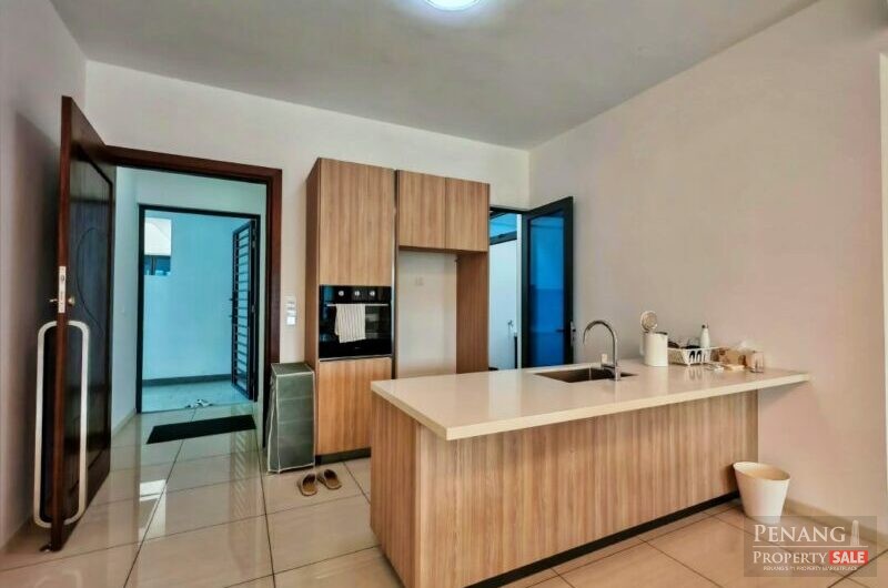 Queens Residence Q1 with seaview 1400sf for sale