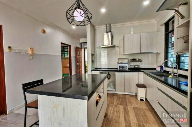 Marina Tower  @Tanjung Bungah 932sf with 2 car parks unblock seaview  RM595k