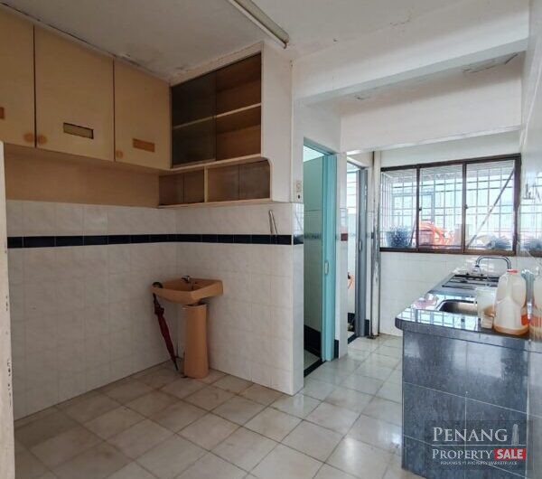 Gat Lebuh Macallum Flat Partly Furnished For Rent
