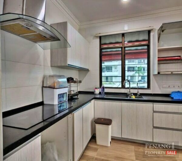 Marina Tower  @Tanjung Bungah 932sf with 2 car parks unblock seaview  RM595k