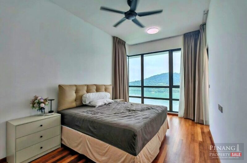 Queens Residence Q1 with seaview 1400sf for sale