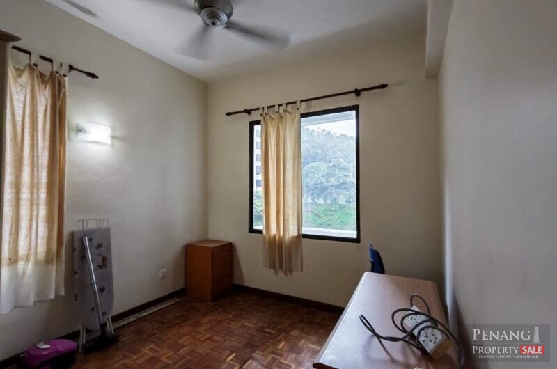 Marina Tower @ Tanjung Bungah 1200sf Freehold 3 Bedrooms For Sale with Seaview
